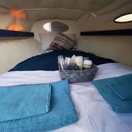 Båthotell Guestboat Milagre *