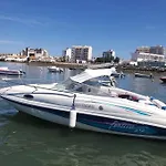 Botel Guestboat Milagre